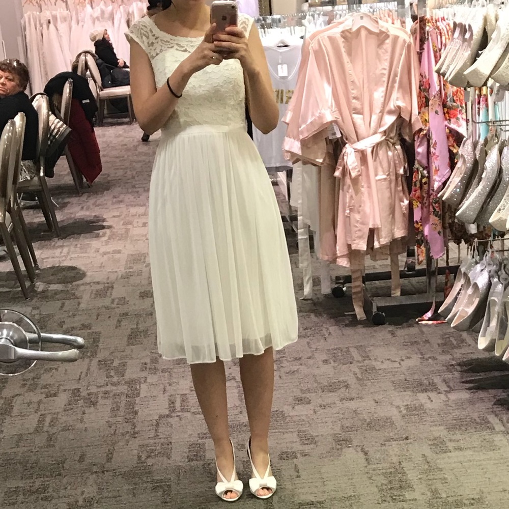 Short wedding dress for civil ceremony